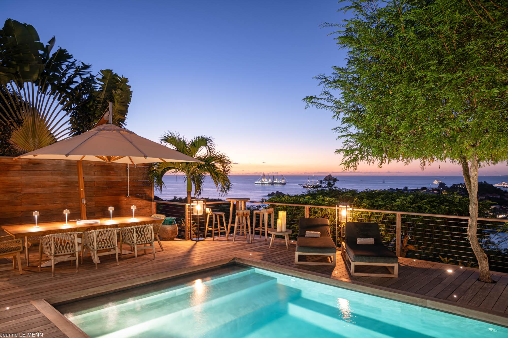 Villa SITY — tropical setting